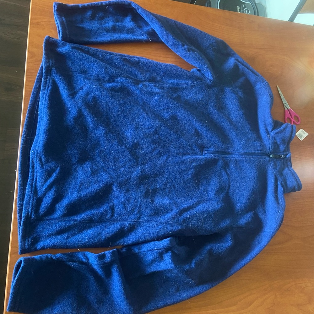 Dark blue zip up pull over from outdoor world